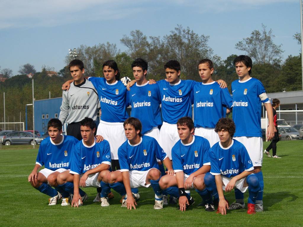 西甲：皇家奥维耶多VS巴塞罗那比分赛果预测分析 赛事前瞻